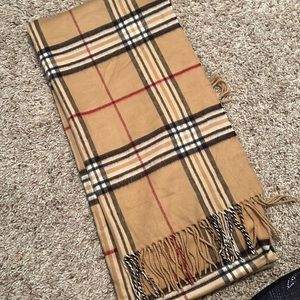 Beige scarf